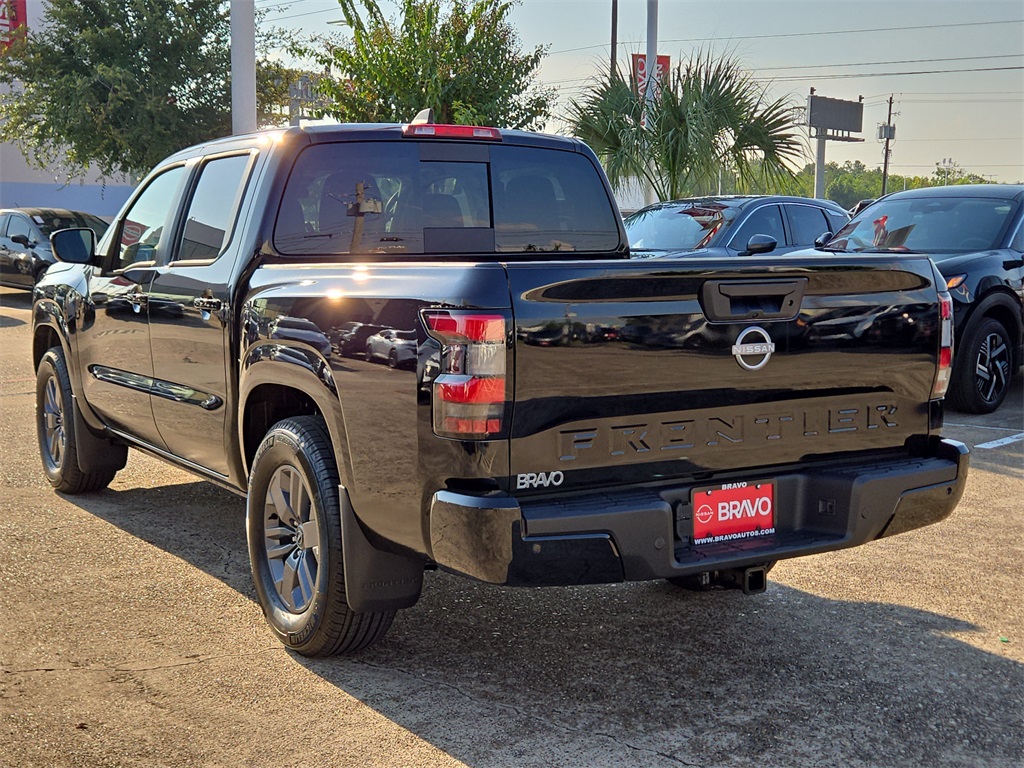2025 Nissan Frontier SV photo 4