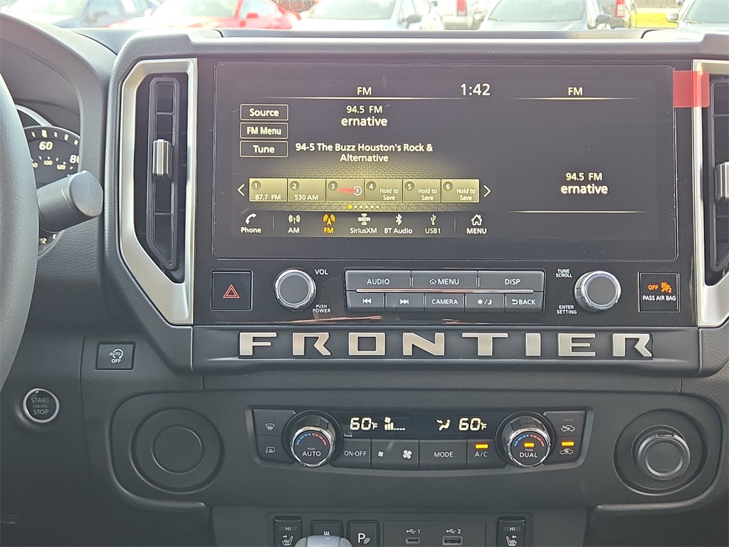 2025 Nissan Frontier SV photo 6