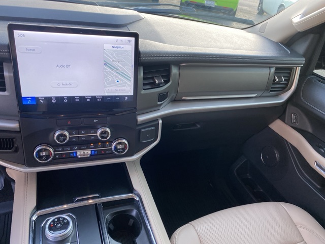 Used Car 2023 Ford Expedition Max  Xlt For Sale Under $50,000 In San Antonio, Texas