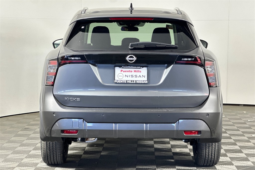 2026 Nissan Kicks SV photo 4