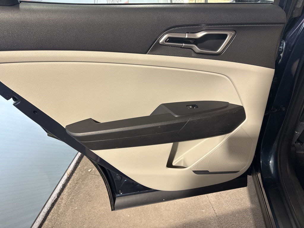 Thumbnail: 2025 Kia Sportage - 21