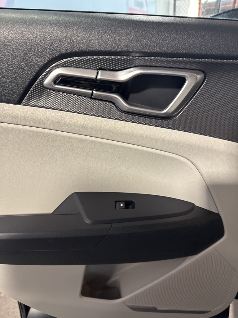 Thumbnail: 2025 Kia Sportage - 22