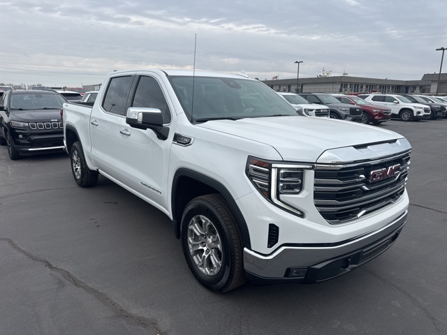 2025 GMC Sierra 1500 SLT Crew Cab 4WD