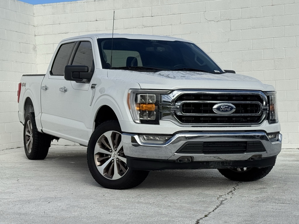 2022 Ford F-150 XLT photo 2