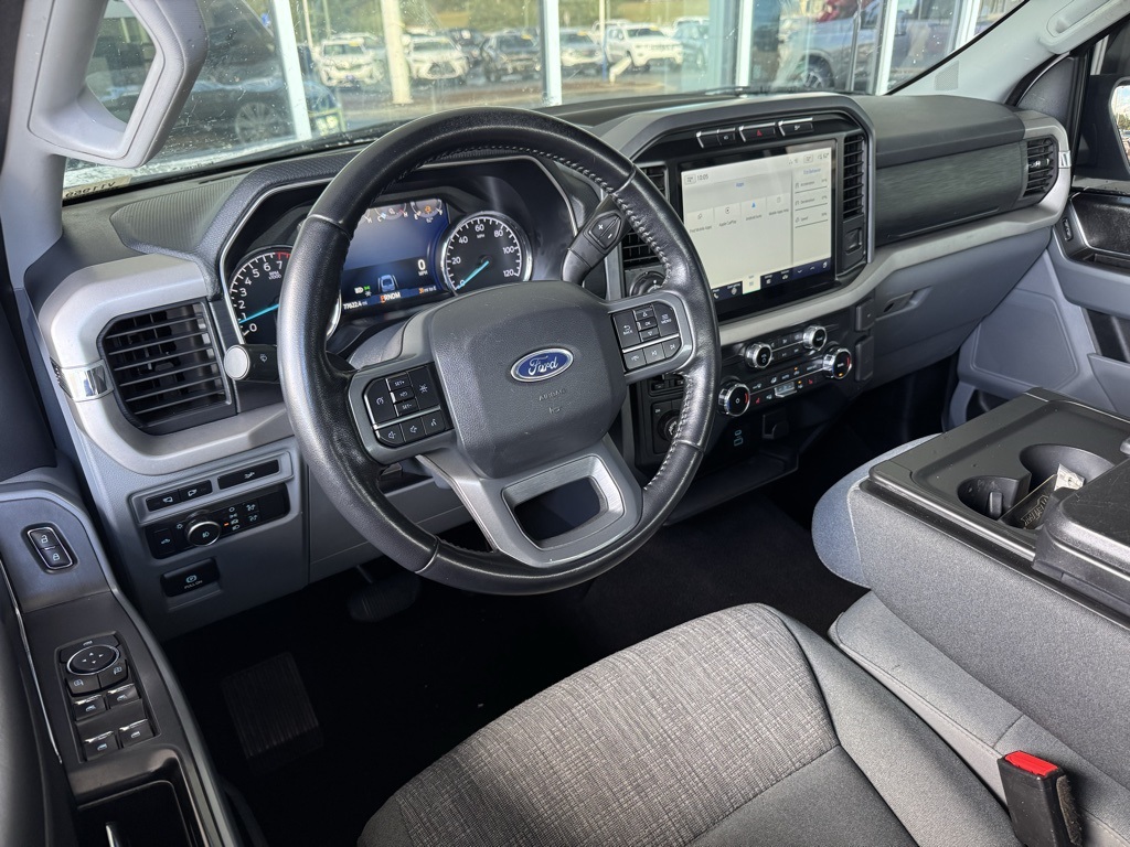 2022 Ford F-150 XLT photo 3
