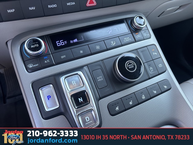 Used Car 2023 Hyundai Palisade  Limited For Sale Under $35,000 In San Antonio, Texas