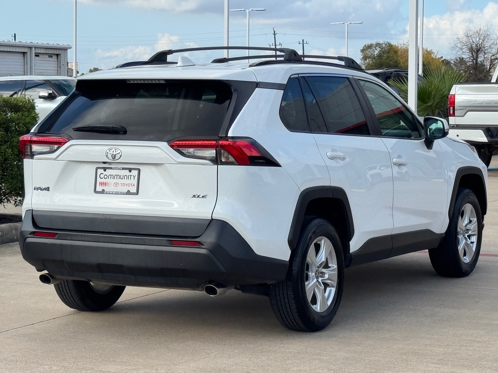 2021 Toyota RAV4 XLE White at Gullo Toyota