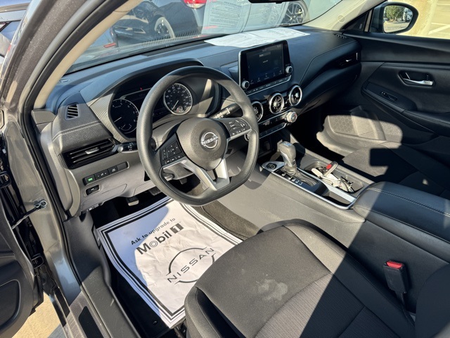 2024 Nissan Sentra SV photo 2