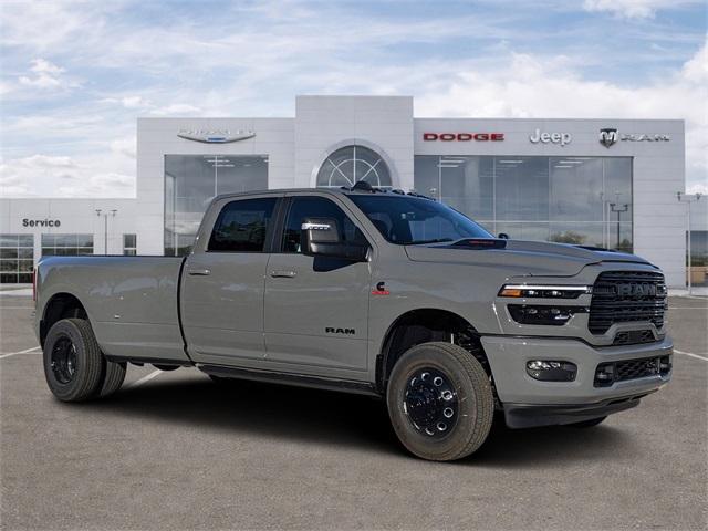 2026 RAM 3500 Laramie Crew Cab LB DRW 4WD