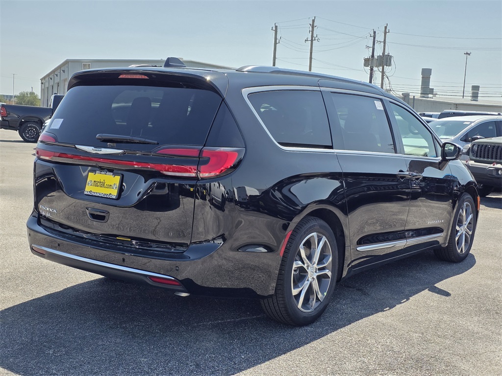 2026 Chrysler Pacifica Pinnacle Black at Martin Chrysler Dodge Jeep Ram