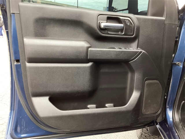 Used Car 2022 Chevrolet Silverado 2500hd  Custom For Sale Under $35,000 In San Antonio, Texas