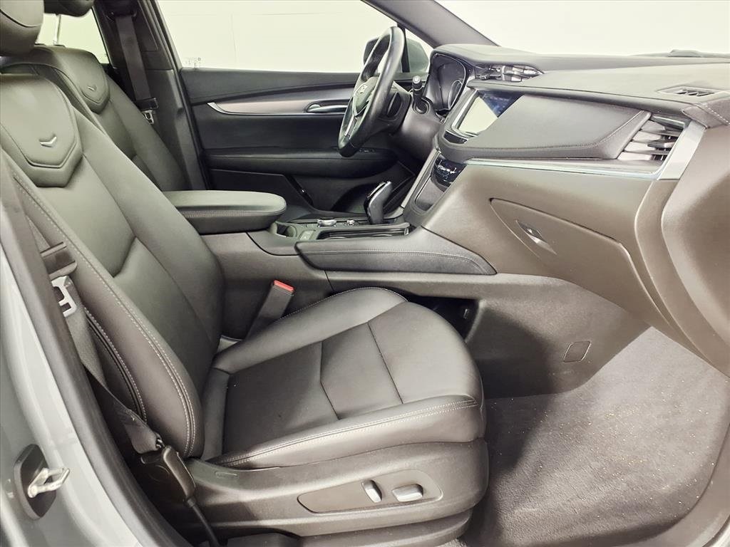 2023 Cadillac XT5 Luxury Silver at AutoSavvy Houston Northwest