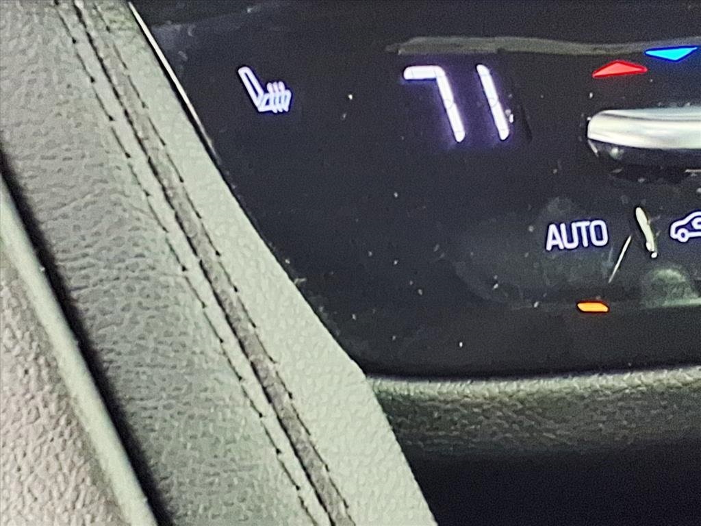 2023 Cadillac XT5 Luxury Silver at AutoSavvy Houston Northwest