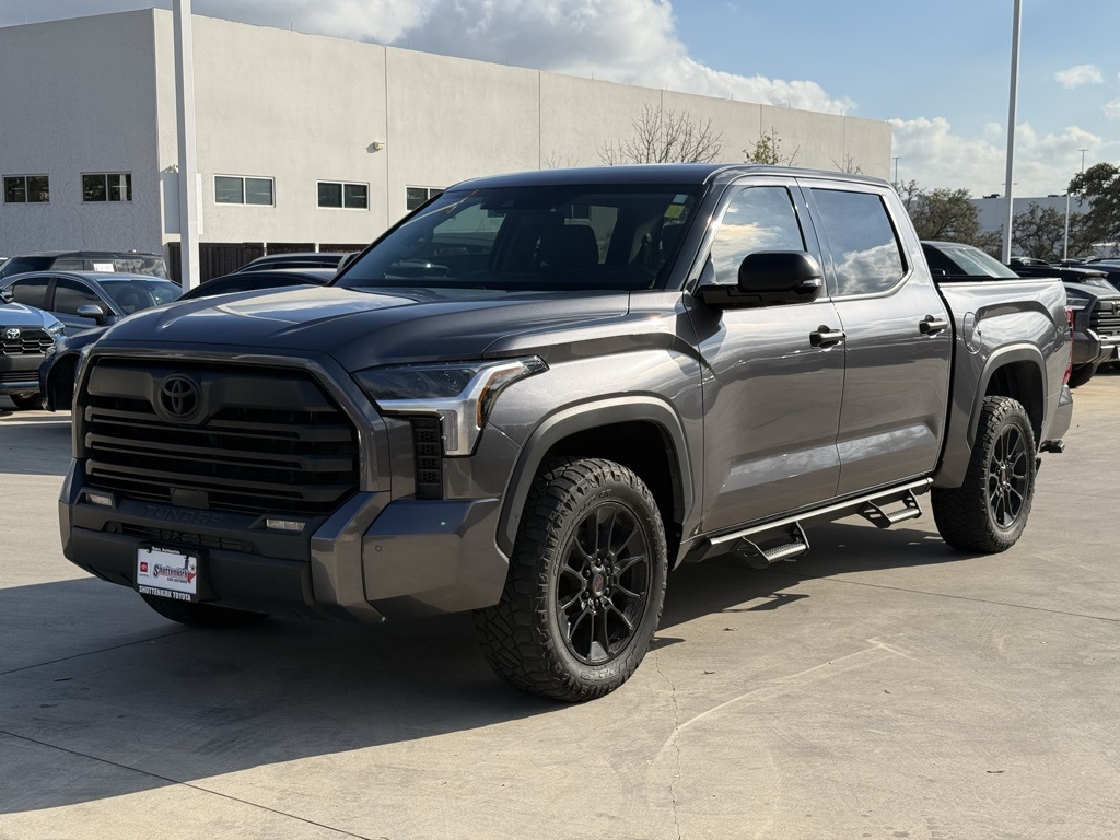 2023 Toyota Tundra SR5 CrewMax Cab 4WD
