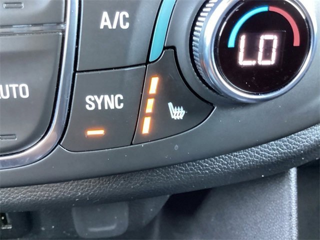 Used Car 2023 Chevrolet Traverse  Lt Leather For Sale Under $30,000 In San Antonio, Texas