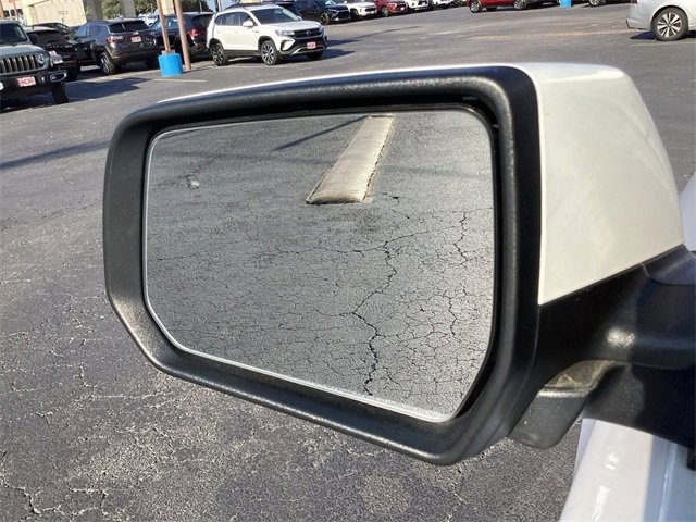 Used Car 2023 Chevrolet Traverse  Lt Leather For Sale Under $30,000 In San Antonio, Texas