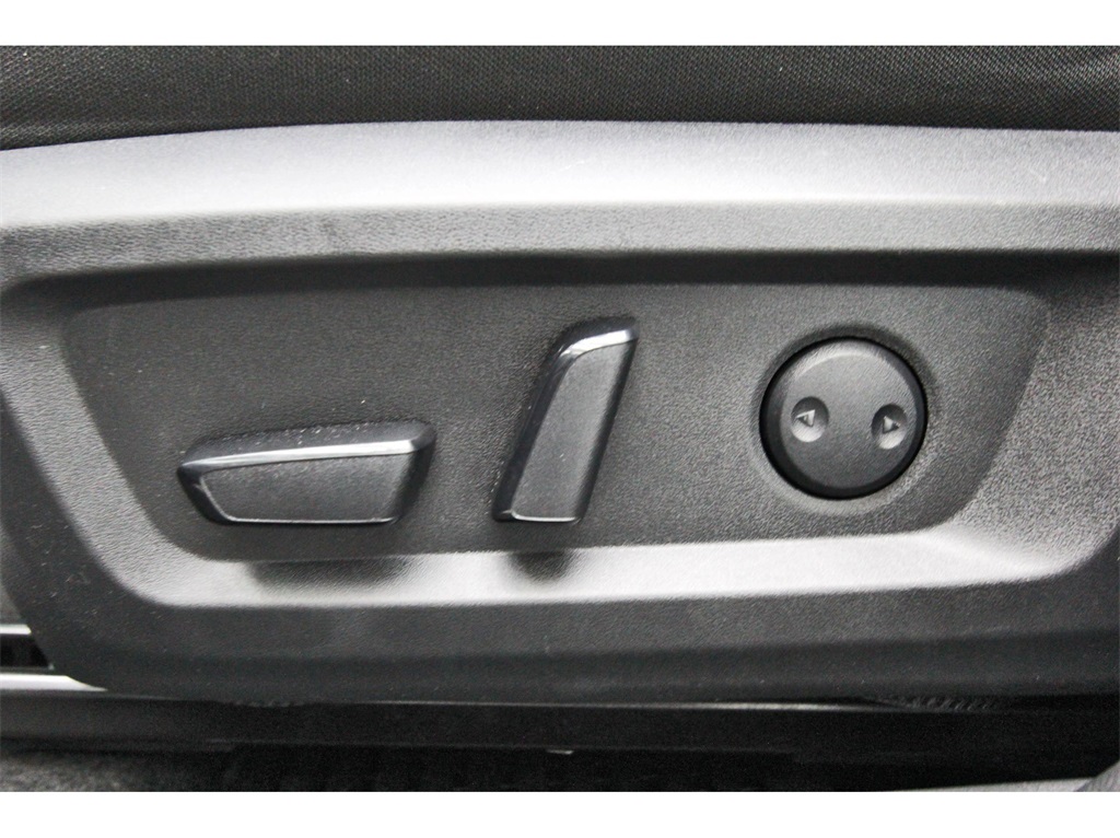 2022 Nissan Rogue SV Black at Central Houston Nissan