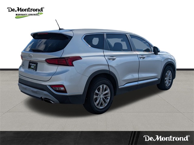 2019 Hyundai Santa Fe SE - 5