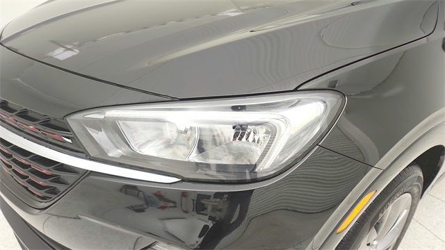 2022 Buick Encore GX Select Black at Community Kia