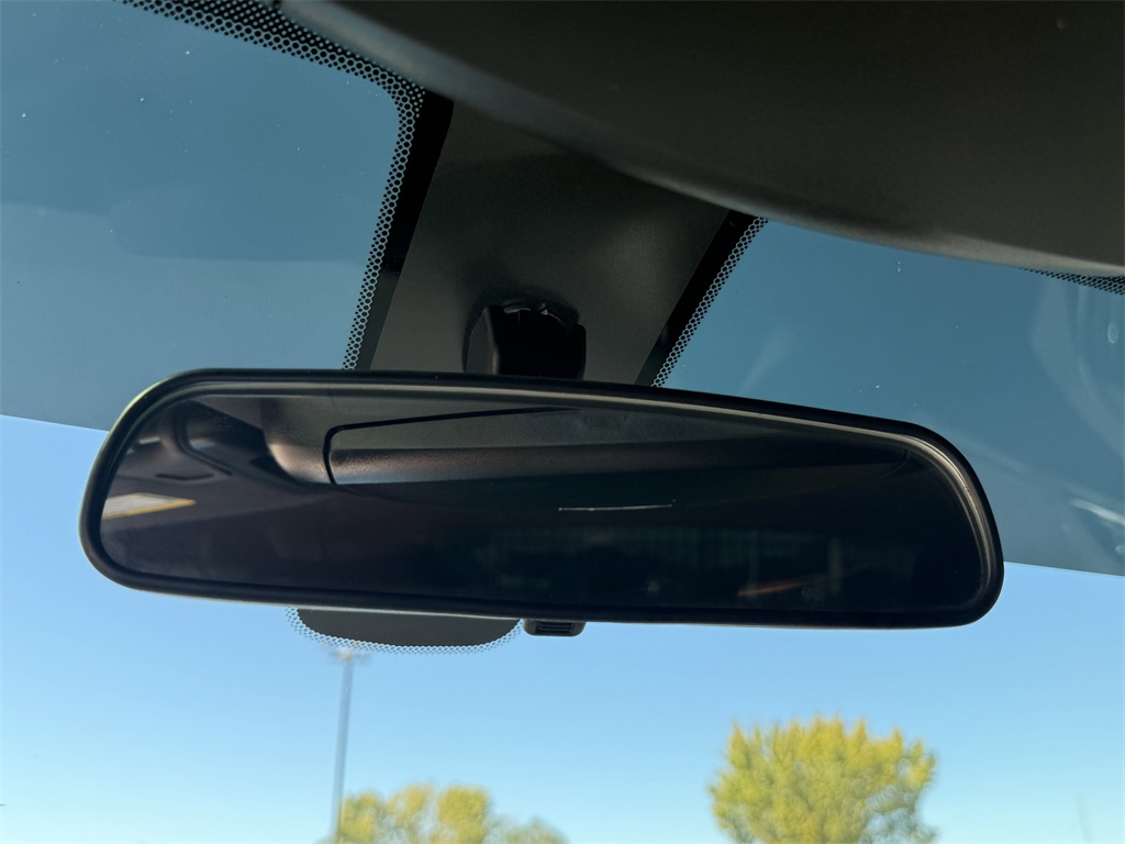 2020 Dodge Charger SXT Gray at Community Kia