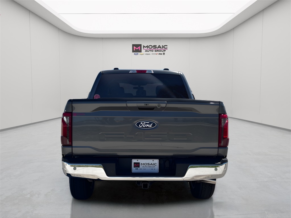 2025 Ford F-150 XLT photo 4