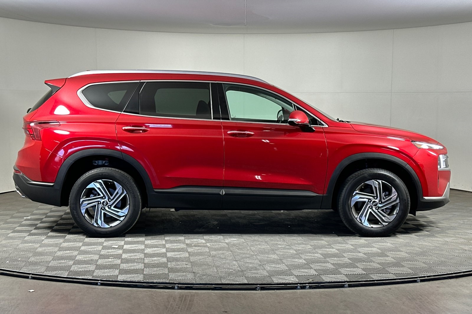 2023 Hyundai Santa Fe SEL photo 2