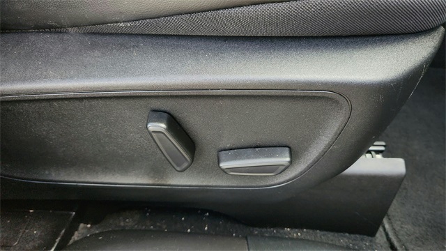 2023 Ford Escape Hybrid