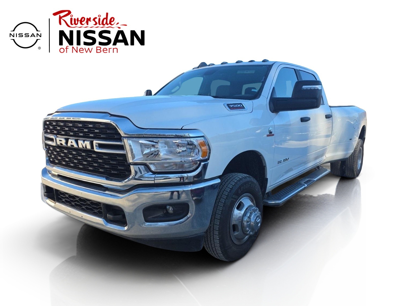 2024 RAM 3500 Big Horn Crew Cab LB DRW 4WD