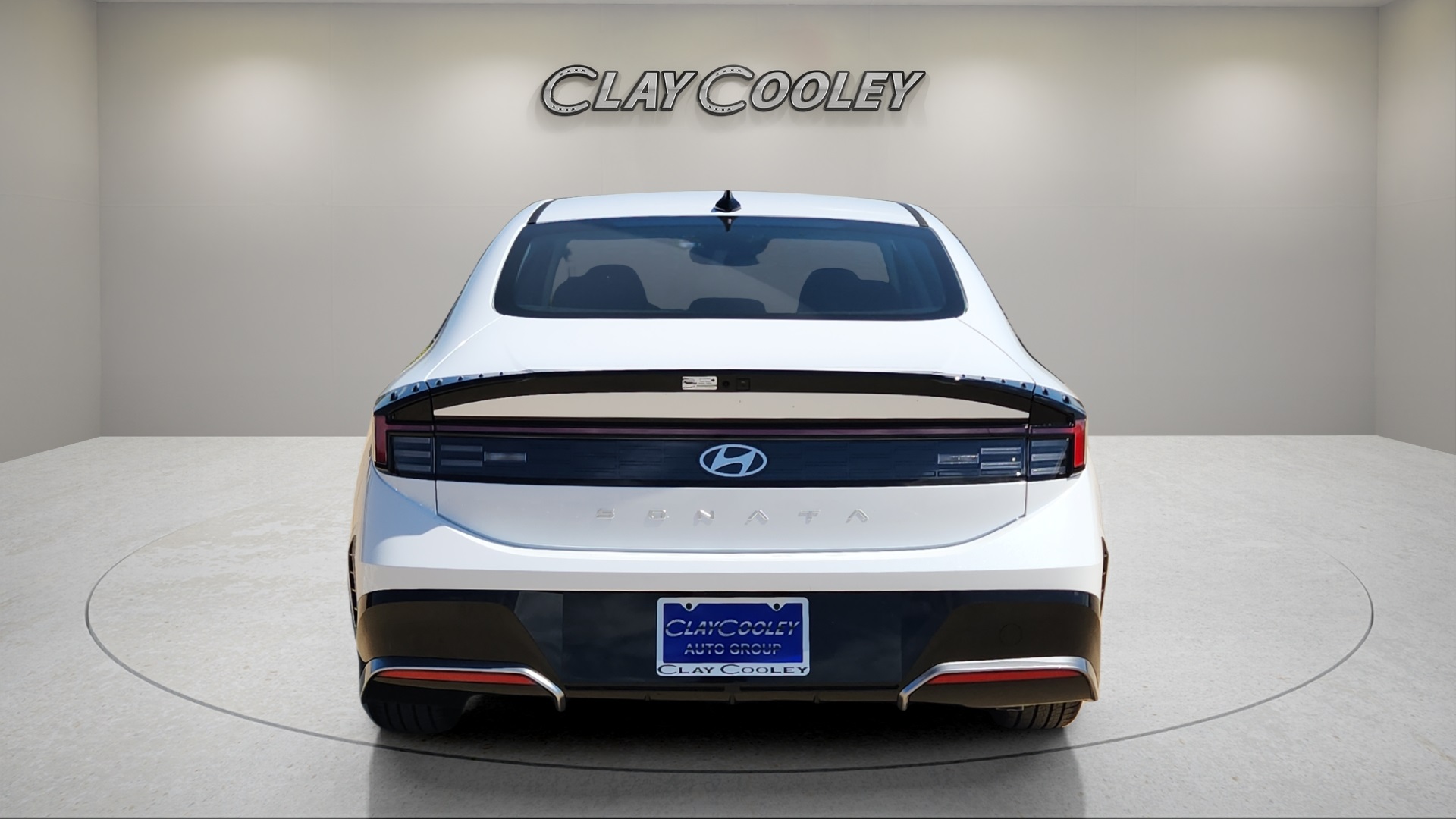 2026 Hyundai Sonata SEL Sport photo 2