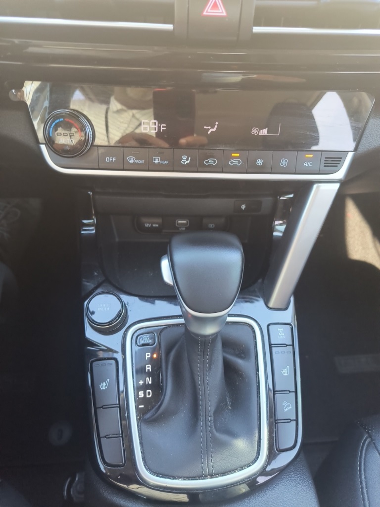 2021 Kia Seltos EX Gray at Community Kia