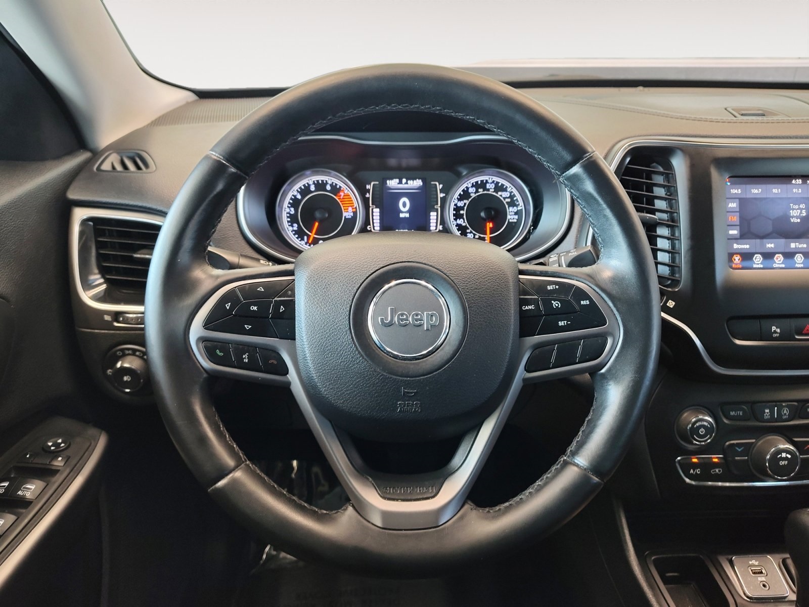 Used Car 2019 Jeep Cherokee  Latitude Plus For Sale Under $20,000 In San Antonio, Texas