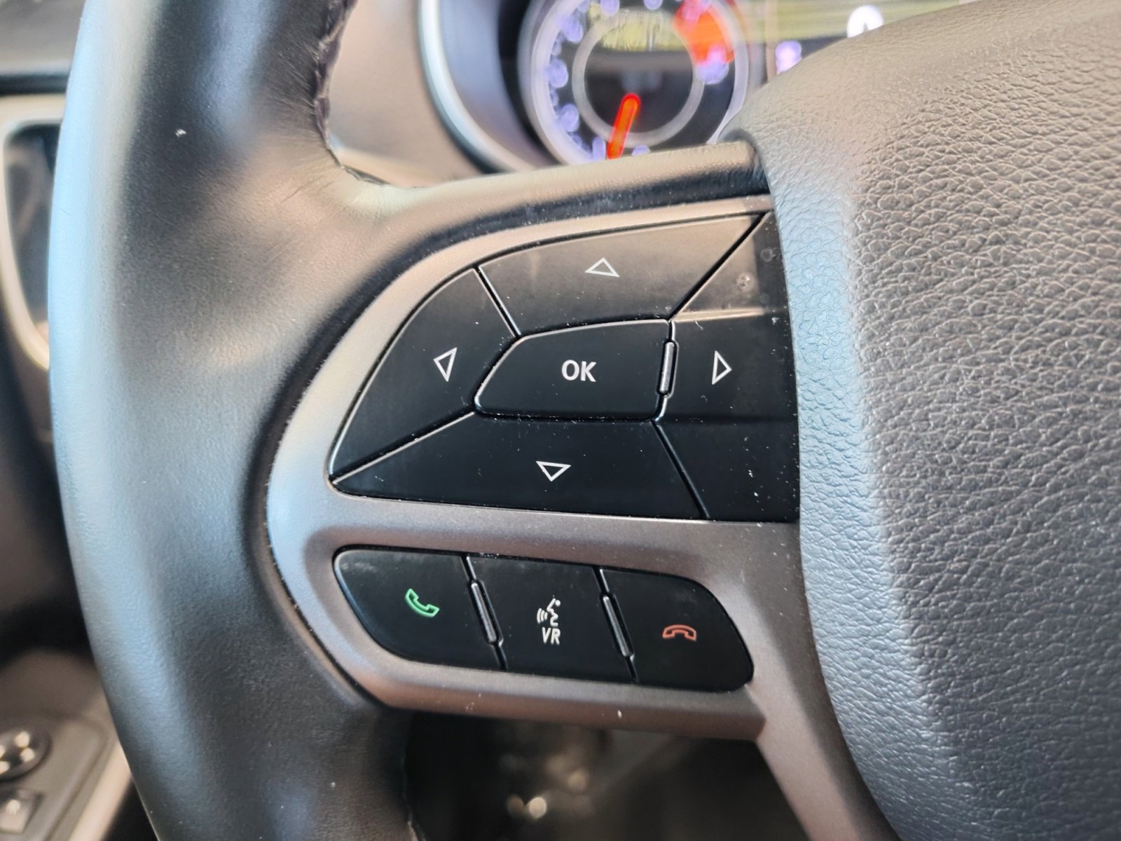Used Car 2019 Jeep Cherokee  Latitude Plus For Sale Under $20,000 In San Antonio, Texas