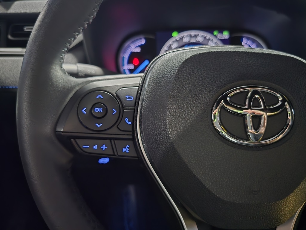 Thumbnail: 2022 Toyota RAV4 - 16