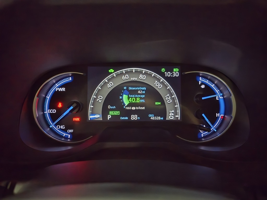 Thumbnail: 2022 Toyota RAV4 - 18