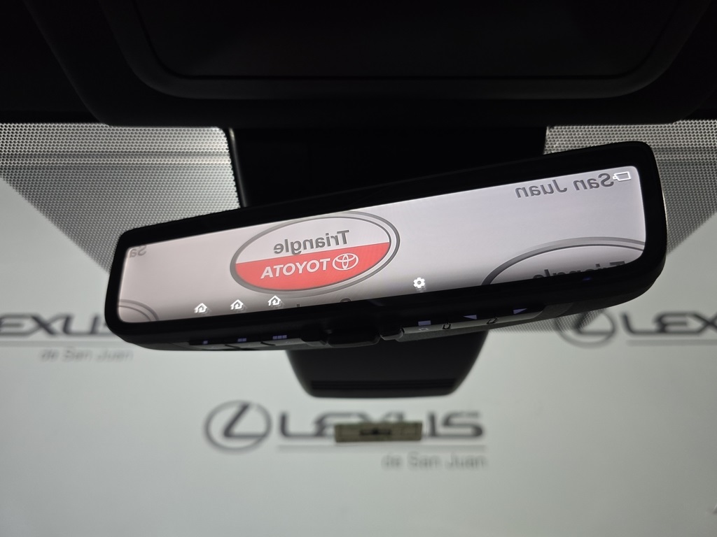 Thumbnail: 2022 Toyota RAV4 - 20