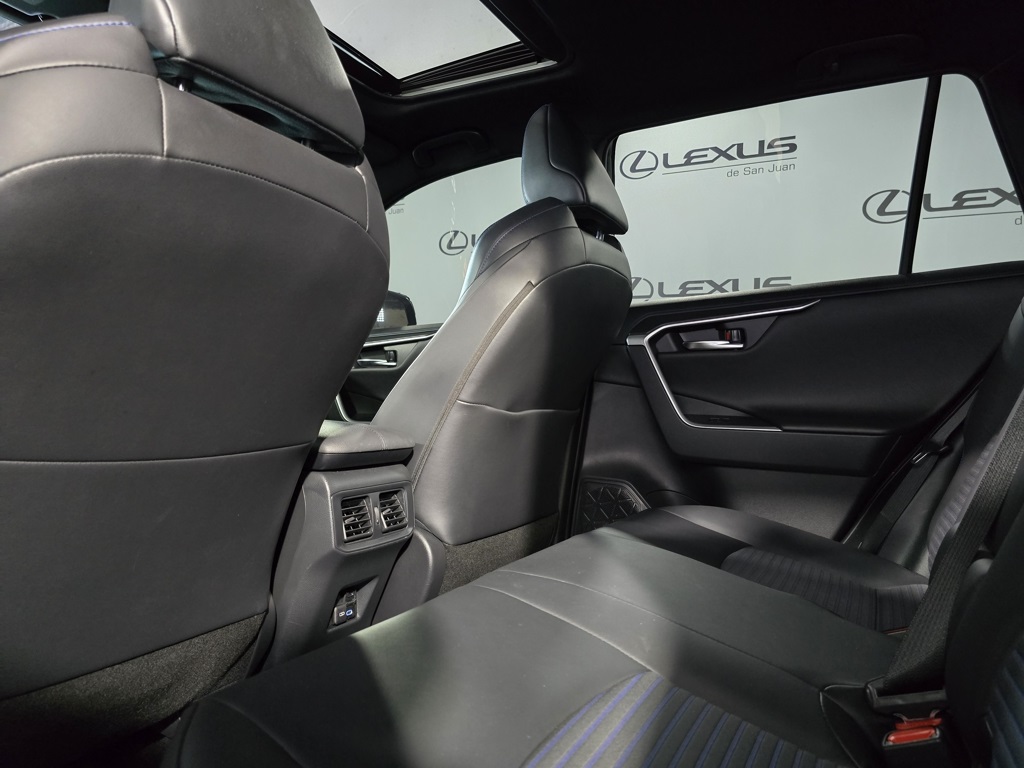 Thumbnail: 2022 Toyota RAV4 - 26