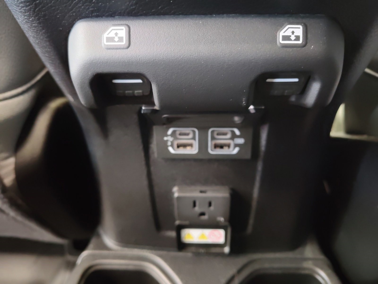 Used Car 2020 Jeep Gladiator  Mojave For Sale Under $35,000 In San Antonio, Texas