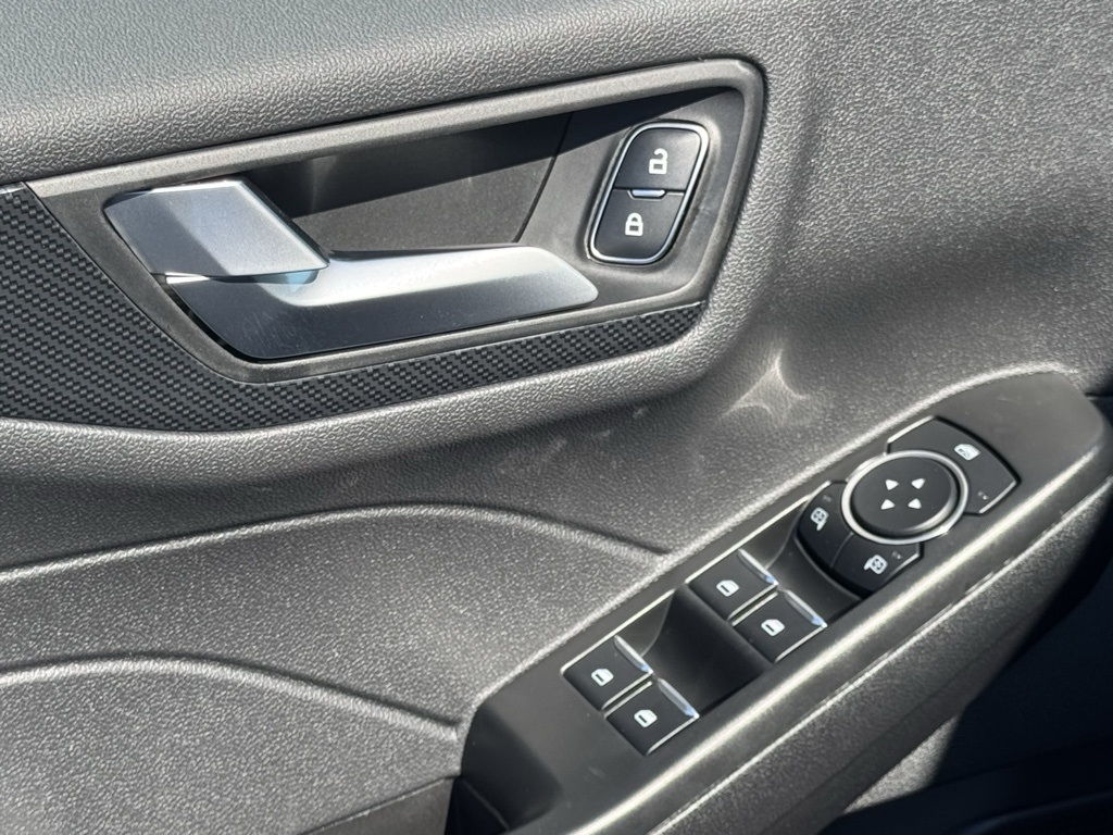 FordEscape21