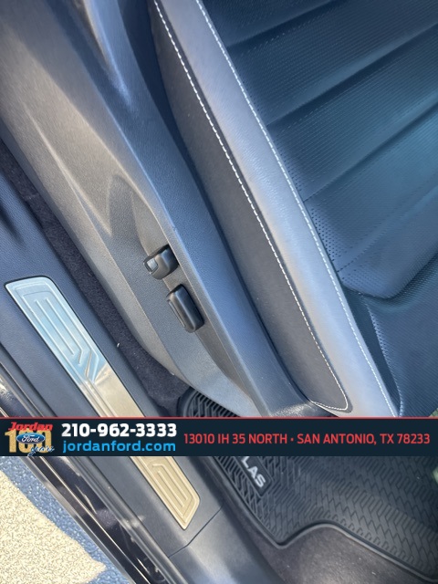 Used Car 2021 Volkswagen Atlas  Sel Premium For Sale Under $25,000 In San Antonio, Texas