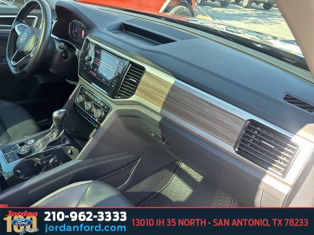 Used Car 2021 Volkswagen Atlas  Sel Premium For Sale Under $25,000 In San Antonio, Texas