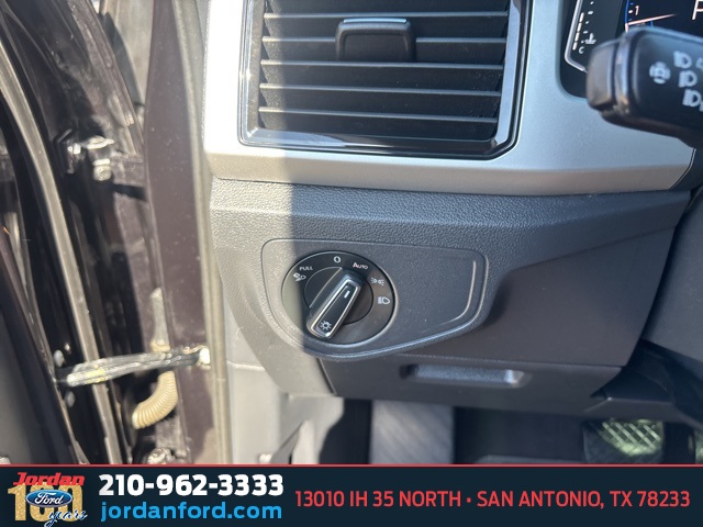 Used Car 2021 Volkswagen Atlas  Sel Premium For Sale Under $25,000 In San Antonio, Texas