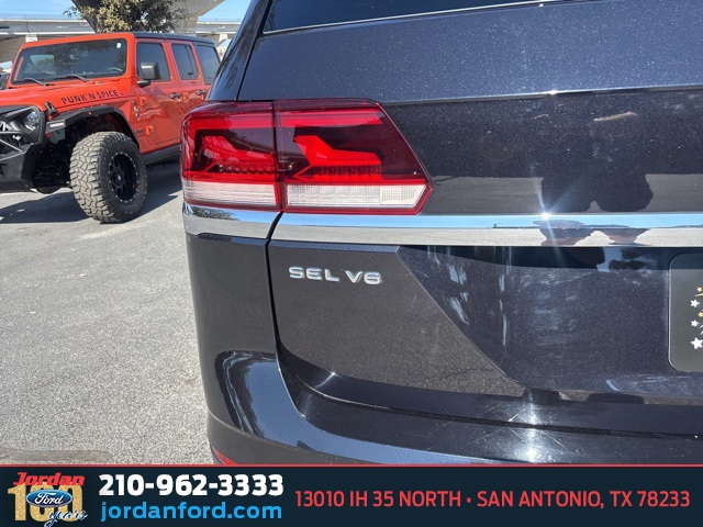 Used Car 2021 Volkswagen Atlas  Sel Premium For Sale Under $25,000 In San Antonio, Texas