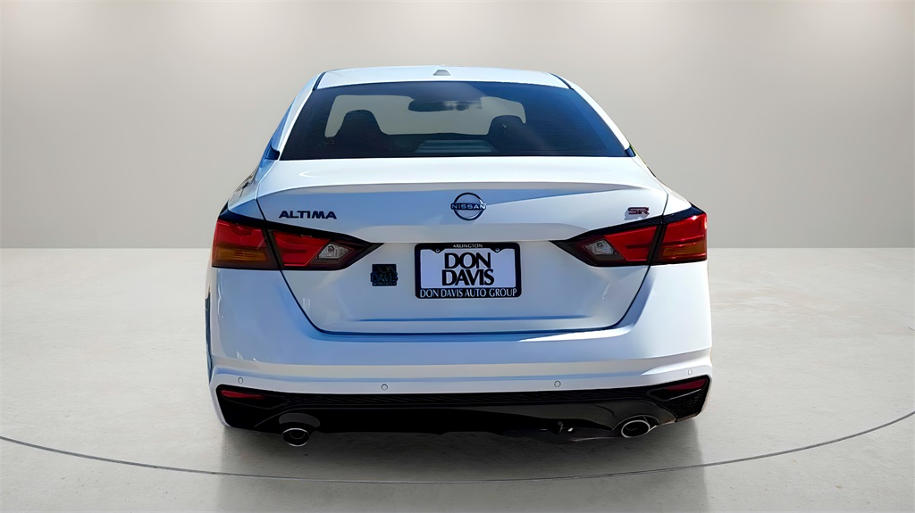 2025 Nissan Altima