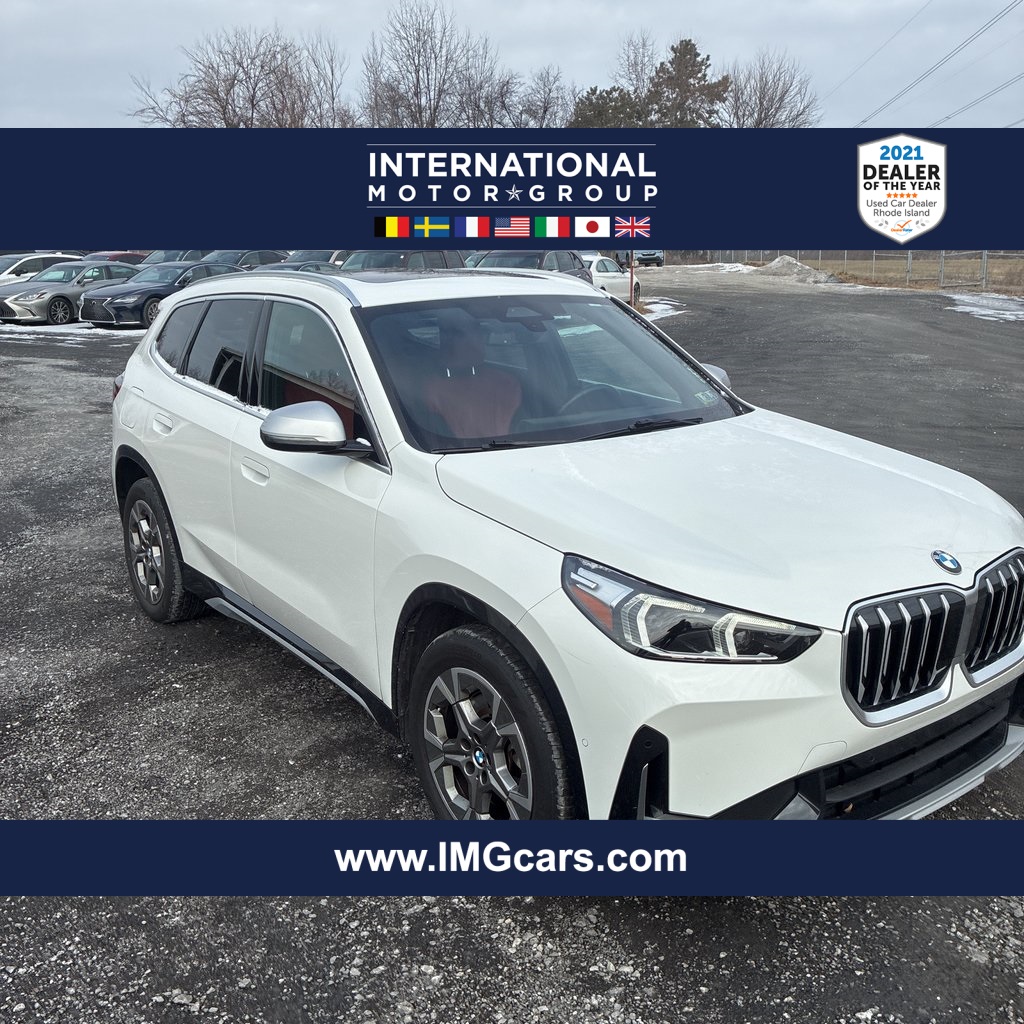2023 BMW X1 28i's photo