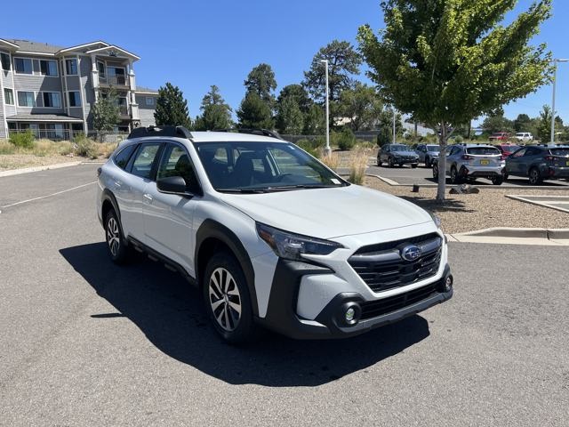 2025 Subaru Outback Base