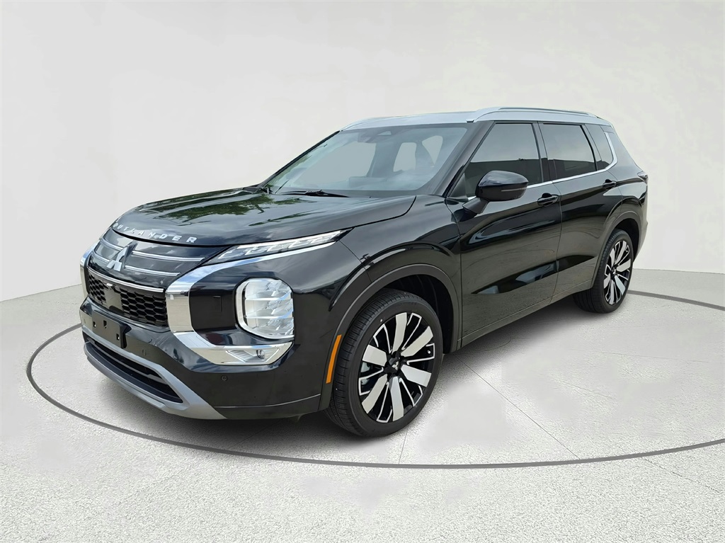 2025 Mitsubishi Outlander SEL - 0