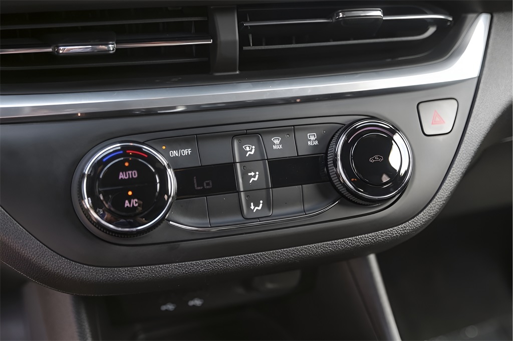 Used Car 2024 Buick Envista  Preferred For Sale Under $25,000 In Austin, Texas