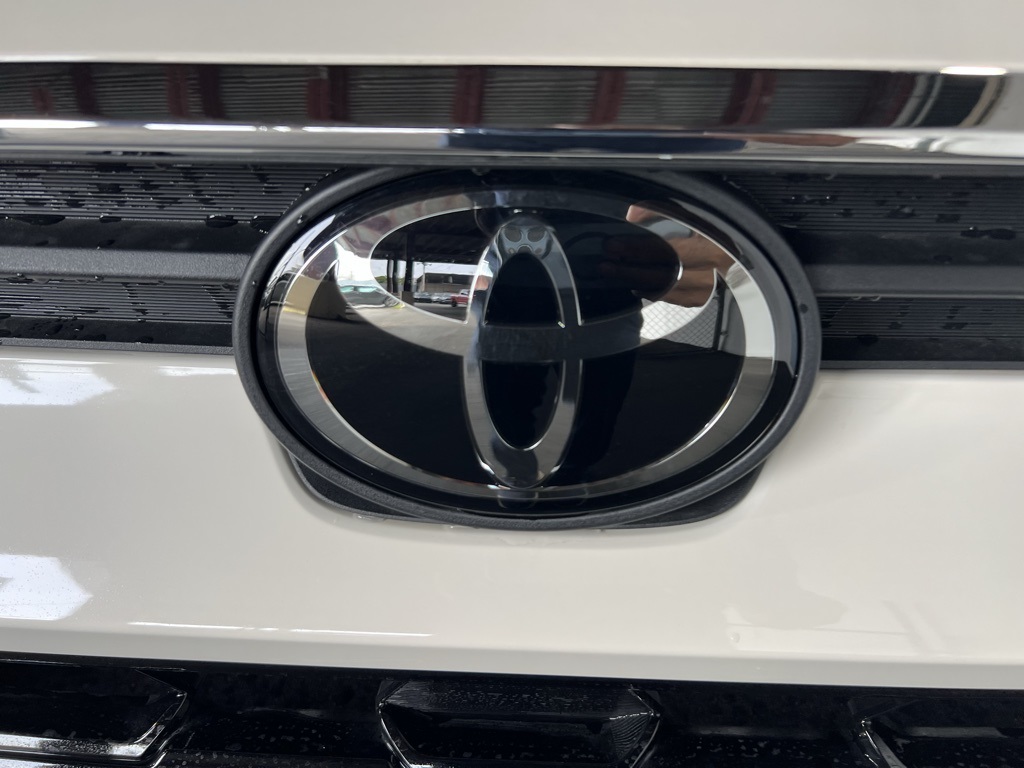 Thumbnail: 2026 Toyota Grand Highlander - 12