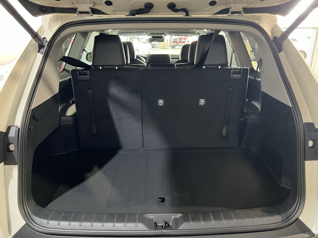 Thumbnail: 2026 Toyota Grand Highlander - 23