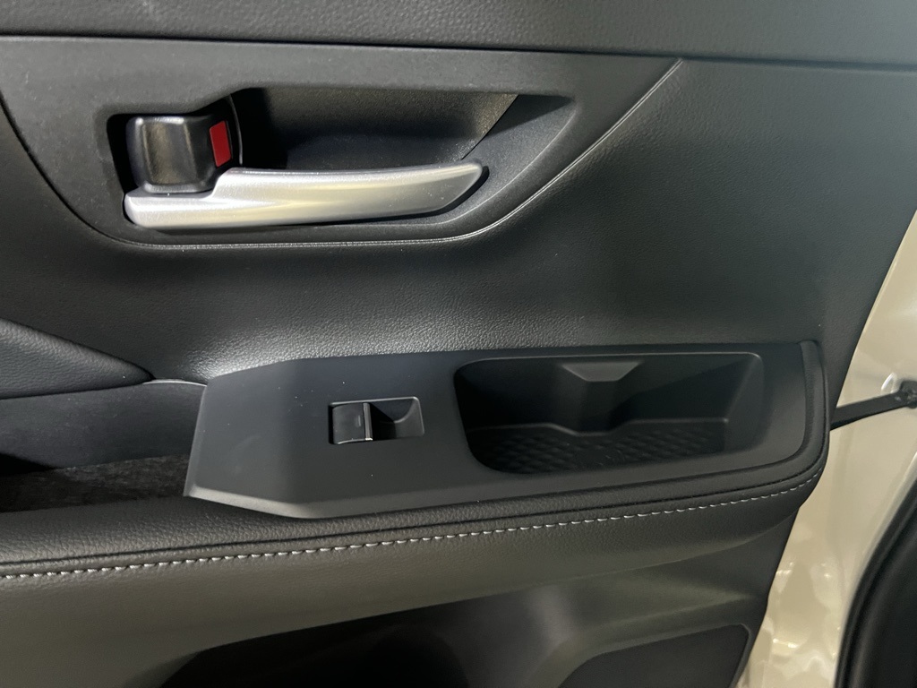 Thumbnail: 2026 Toyota Grand Highlander - 27